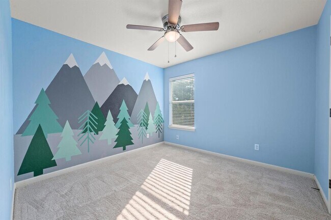 Building Photo - 1421 Gorham St