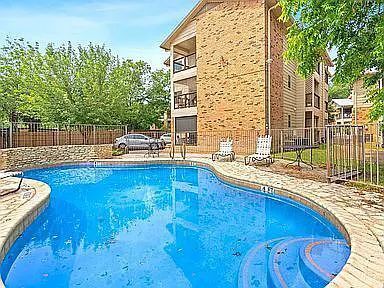 Building Photo - giang