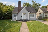 Building Photo - Charming 3-Bedroom Bungalow for Rent in Po...