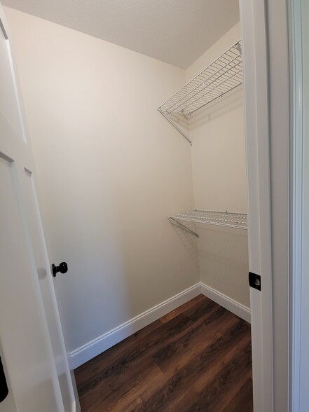 Closet #3 - 517 Hendrickson St