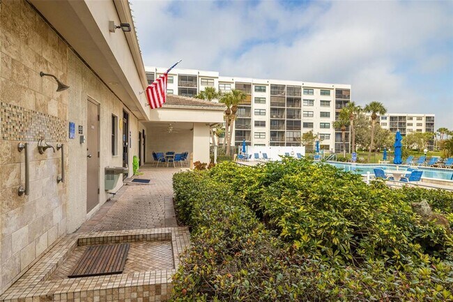 Building Photo - 1316 Pasadena Ave S