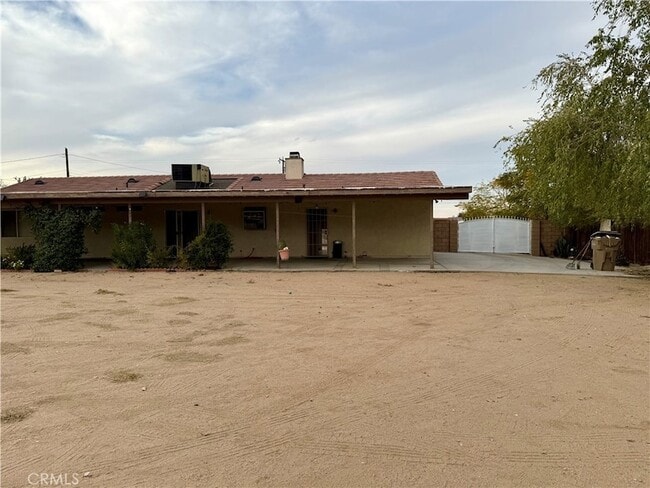 Building Photo - 18693 Albany St