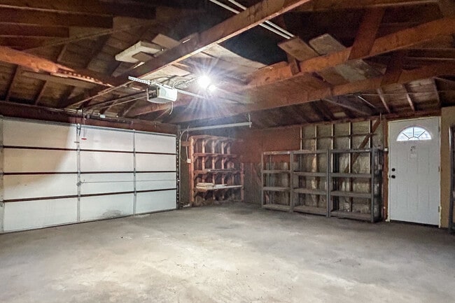 Building Photo - 59 Chestnut Cir