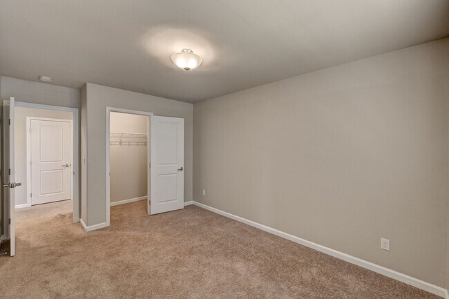 Building Photo - 6626 Tangled Vines Ave