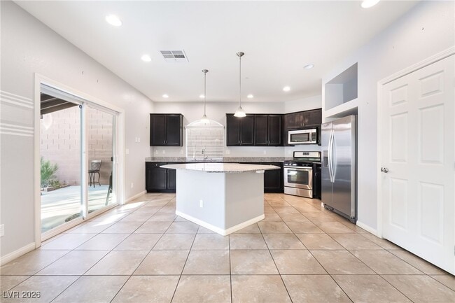 Building Photo - 5793 Rolling Dale Ave