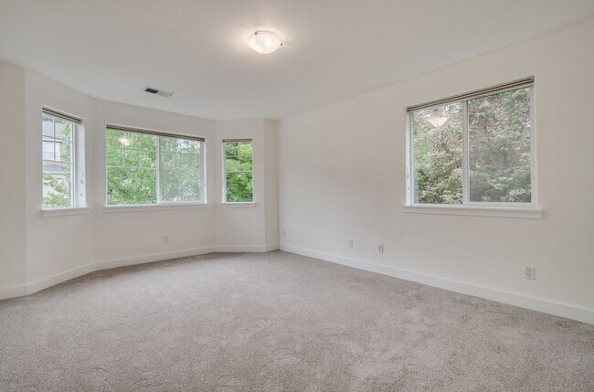 Building Photo - Stunning Bethany Home with 3,111 Sq Ft, Four Bedrooms + Dedicated Office & Covered Backyard Deck