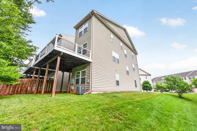 Building Photo - 24821 Mason Dale Terrace
