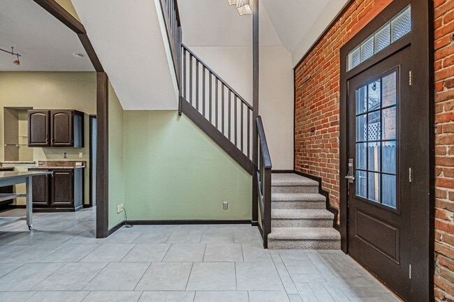 Building Photo - Charming 3BD, 2BA Wash Park Home with 2-Car Garage