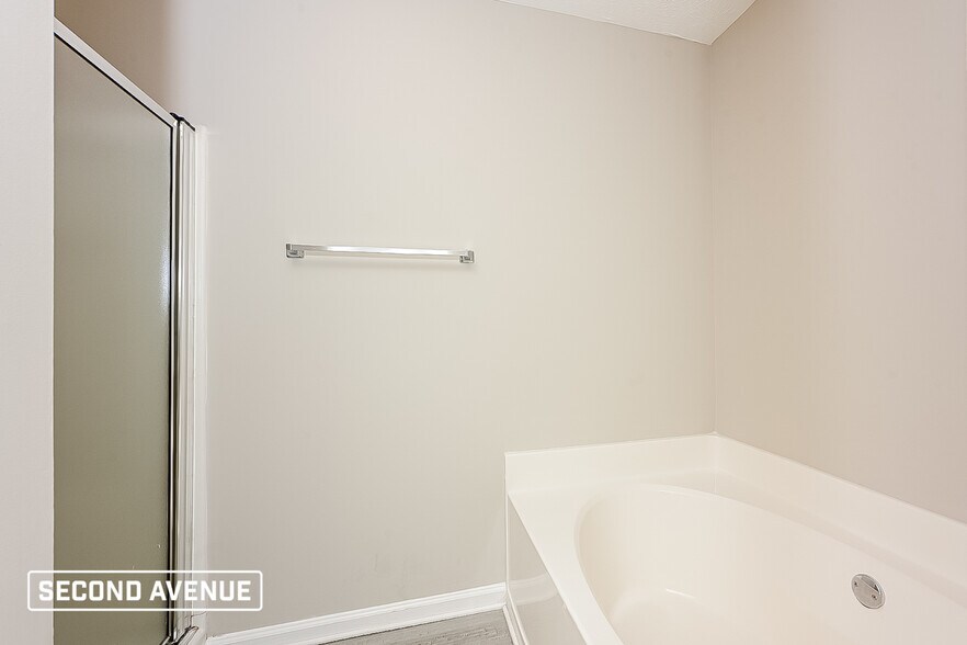 Building Photo - 1013 Olde Town Pl