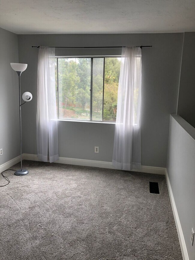 Building Photo - Mission Verde Top Floor-End Unit Loft Bedroom Condo in the Heart of Mission Valley near SnapDrago...