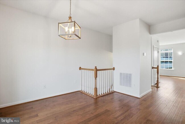 Building Photo - 166 Trout Lily Dr