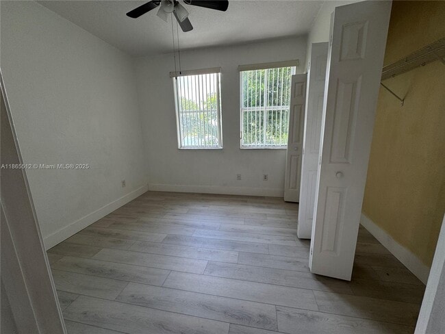 Building Photo - 15567 SW 40th St