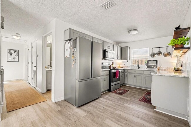 Building Photo - 4440 W Pintor Pl