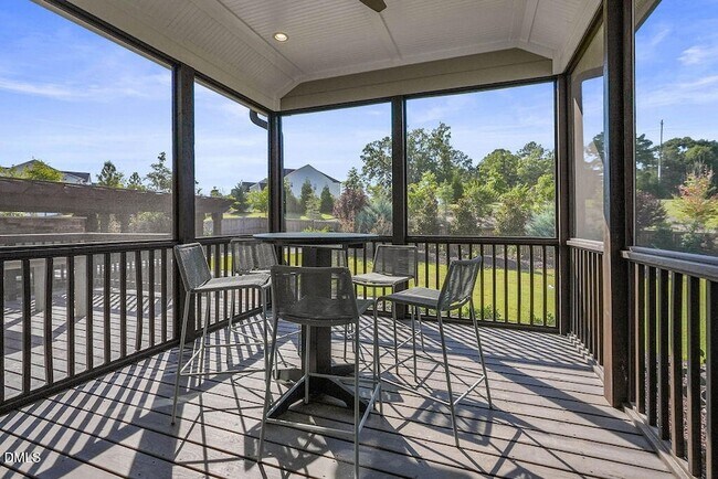 Building Photo - 3438 Snowbed Ridge Dr