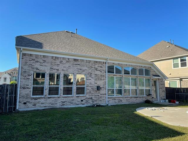 Building Photo - 300 Dominion Dr