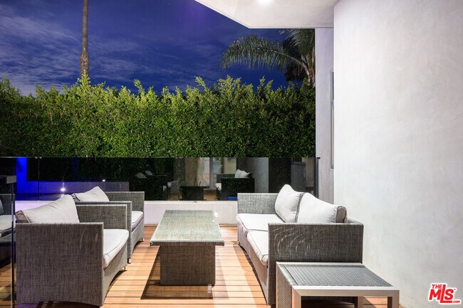 Building Photo - 6660 Colgate Ave