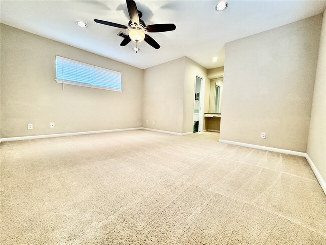 Building Photo - 2206 Tannehill Dr