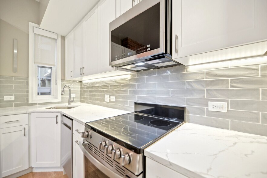Building Photo - 459 Massachusetts Ave NW