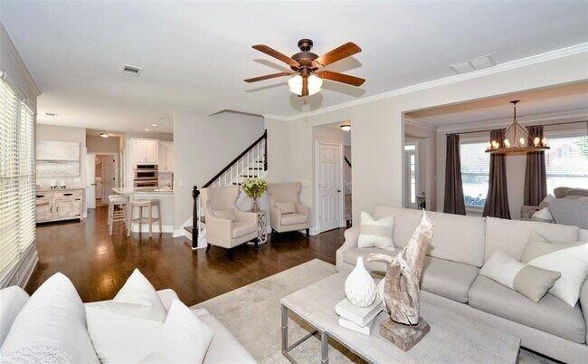 Building Photo - 310 Windsor Gate Cove NE