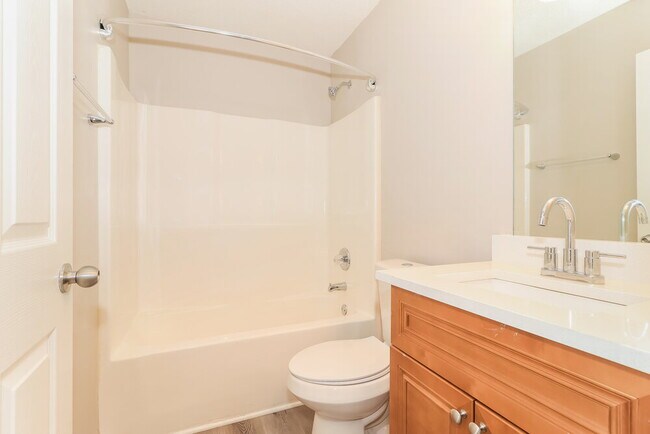 Building Photo - 81 Middlebrook Dr