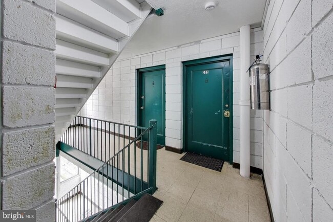 Building Photo - 5509 1st St NW