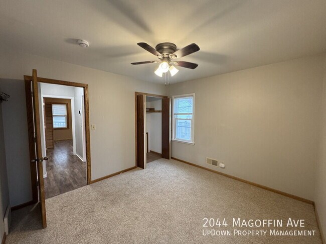 Building Photo - 2044 Magoffin Ave