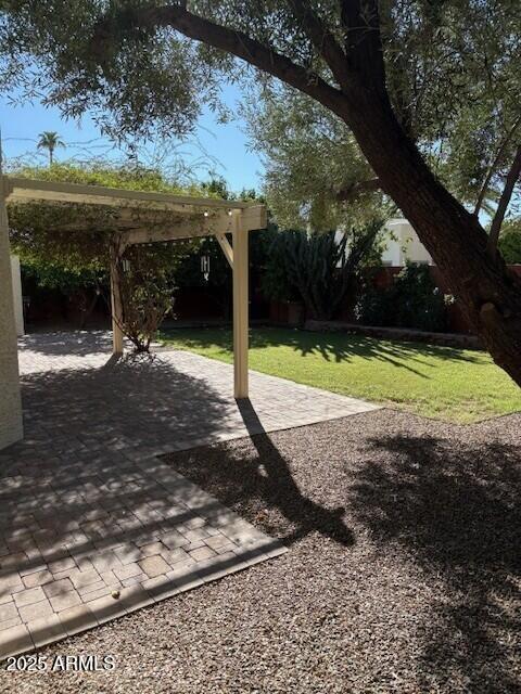 Building Photo - 8437 E San Benito Dr