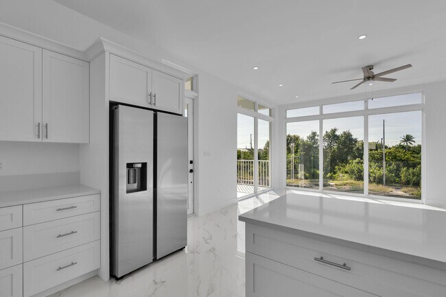 Building Photo - 31368 Ave I