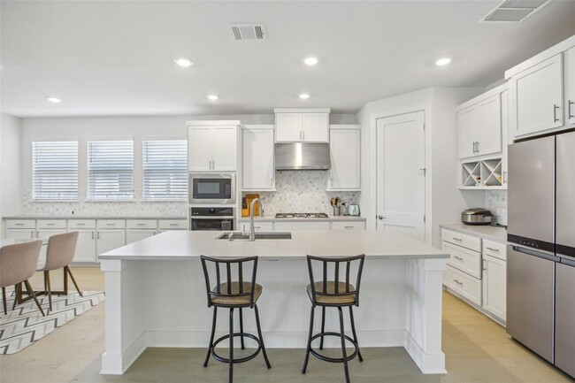 Building Photo - 1409 Pink Granite Blvd