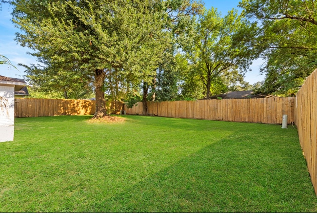 Building Photo - BEAUTIFUL HOME IN HOUSTON. MOVE IN READY!.