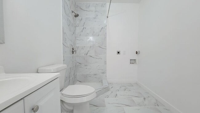 Building Photo - Charming 1-Bedroom Apartment in Sherman!