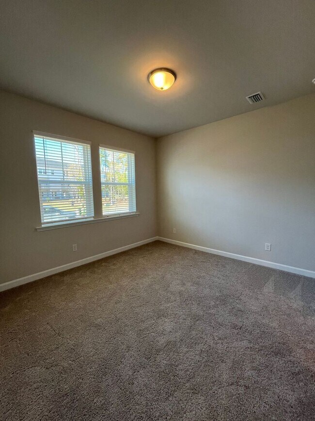 Building Photo - Beautiful Brand-New Home Wescott Plantation~