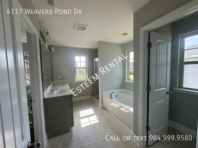 Building Photo - 4117 Weavers Pond Dr