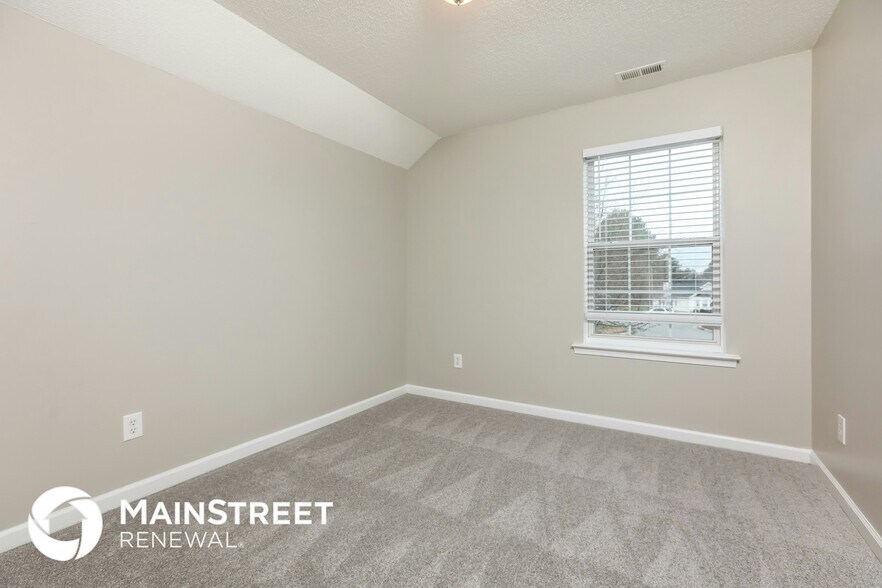 Building Photo - 6 Cayman Ct