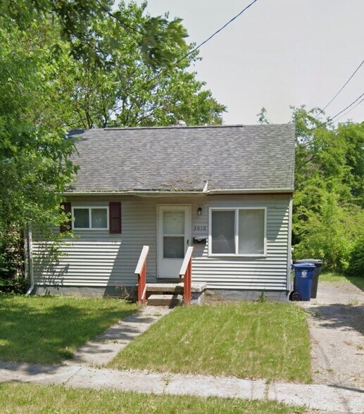 Building Photo - 3010 Berkley St