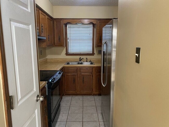 Building Photo - 8270 Glen Rock Cove