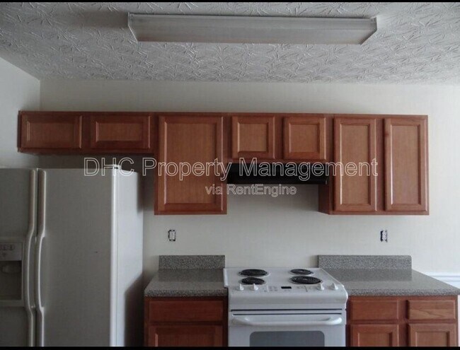 Building Photo - 2812 Vining Ridge Terrace