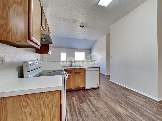 Building Photo - 524 Richmond Park Ln