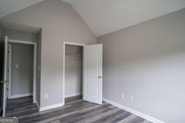 Building Photo - 3243 Newtons Crest Cir