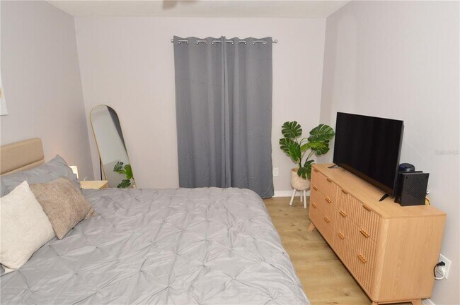 Building Photo - 8653 Fancy Finch Dr