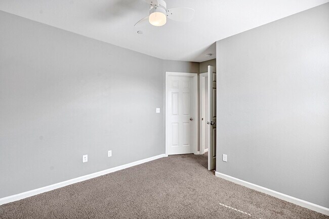 Building Photo - 1446 Sundial Way