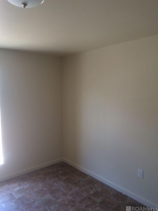 Building Photo - 9135 Great Smokey Ave