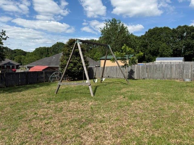 Building Photo - 9580 Estate Dr
