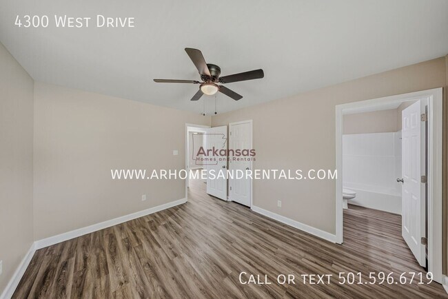 Building Photo - 4300 West Dr