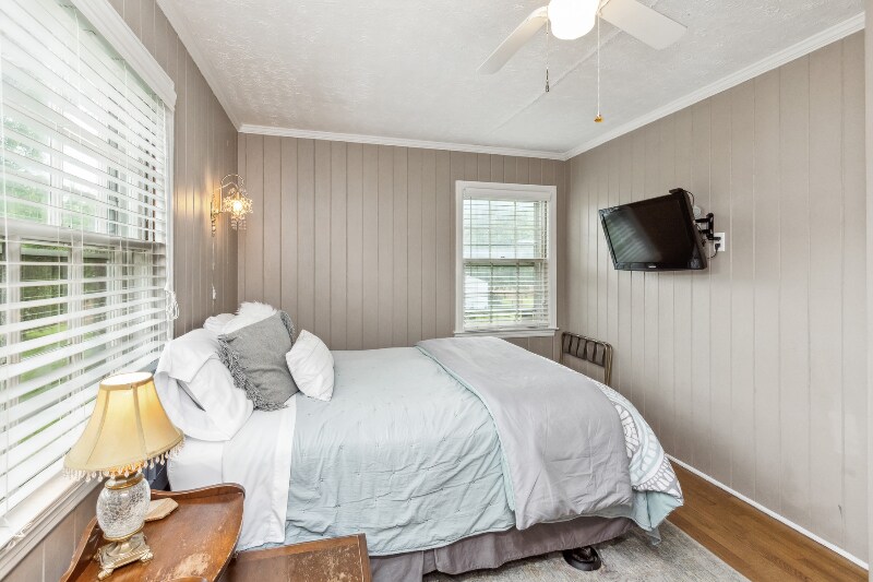 Building Photo - 2808 McCampbell Ave