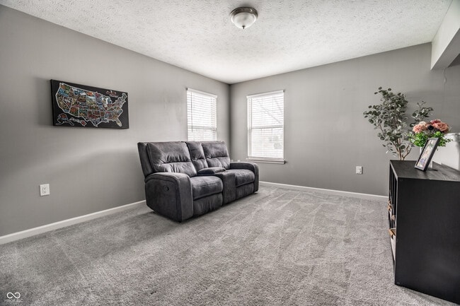 Building Photo - 9660 Overcrest Dr
