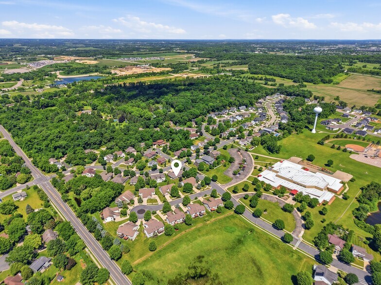 Aerial View - Community - 1051 Tamarack Way