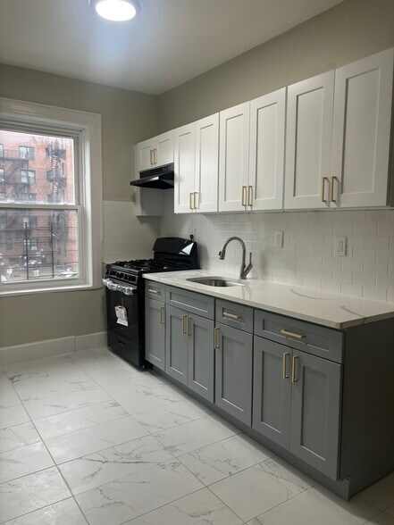 196 Roseville Ave 24 - 205 Roseville Ave