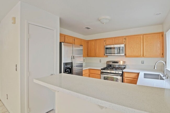 Building Photo - 187 Caswell Ct