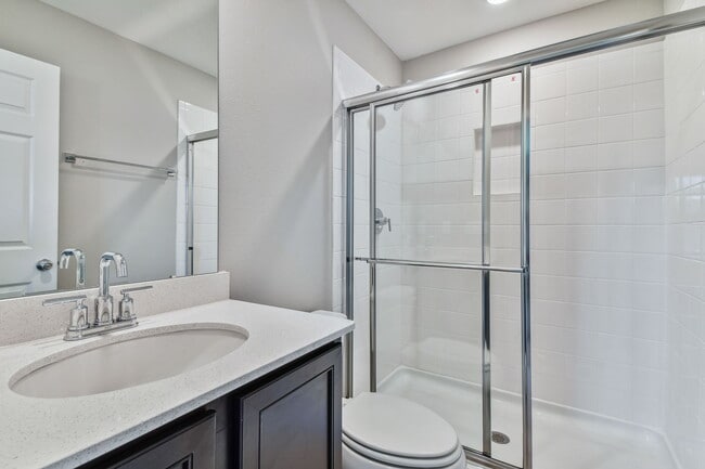 Building Photo - 9798 Fiddleback Ln
